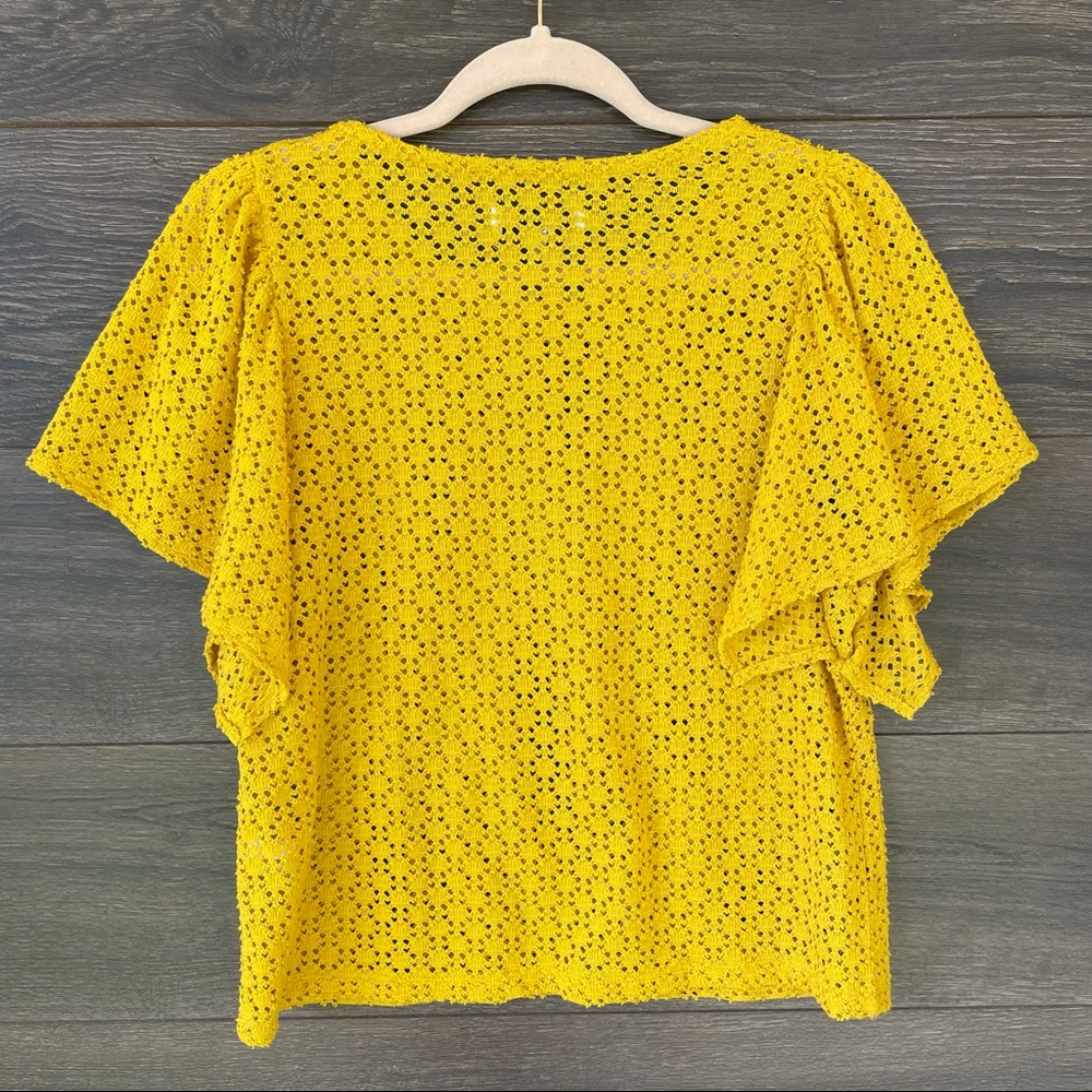 MADEWELL | Texture & Thread Lace Eyelet Flutter Sleeve Shell Blouse - Picture 5 of 8